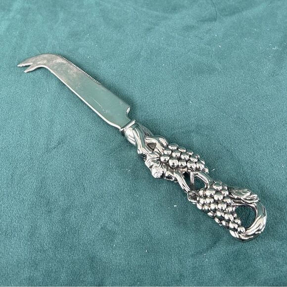 Vintage Silver Pewter Grape Vine Small Cheese Knife - Picture 2 of 5